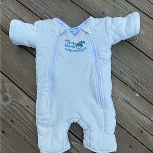 Cozy White Magic Sleepsuit for Babies